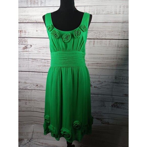 Boden Dresses & Skirts - Boden Emerald Green Sleeveless Midi Dress with Rosette Trim